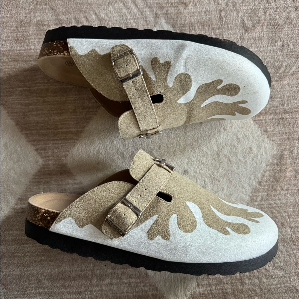Unisex beige and White Suede Slide Clogs with Buckle